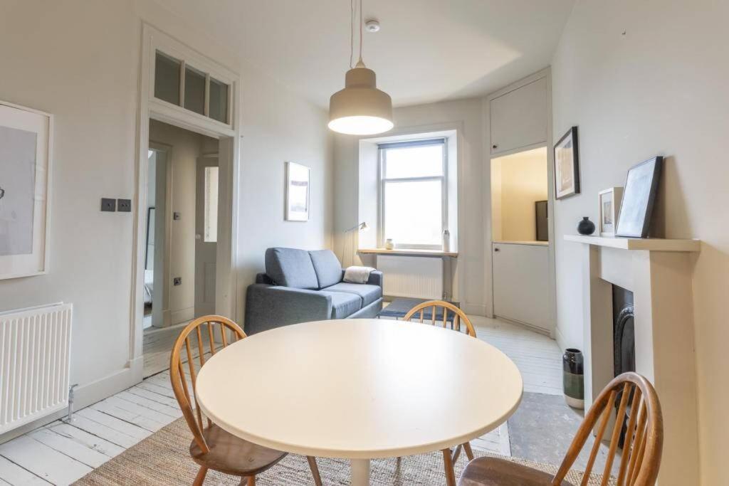 The Perfect Home On Royal Mile เอดินบะระ ภายนอก รูปภาพ